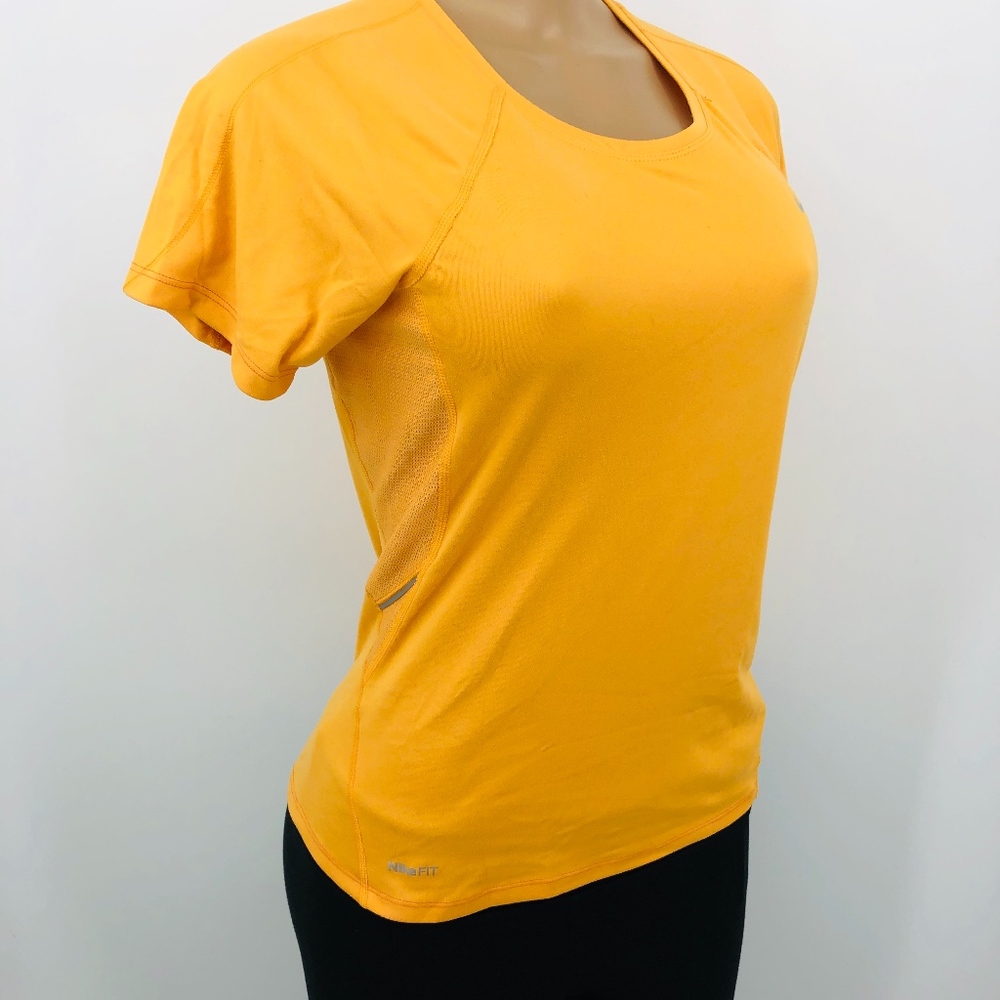 4 for $25 SALE!!!! Nike Fit Dry Tee Shirt - Picture 5 of 8